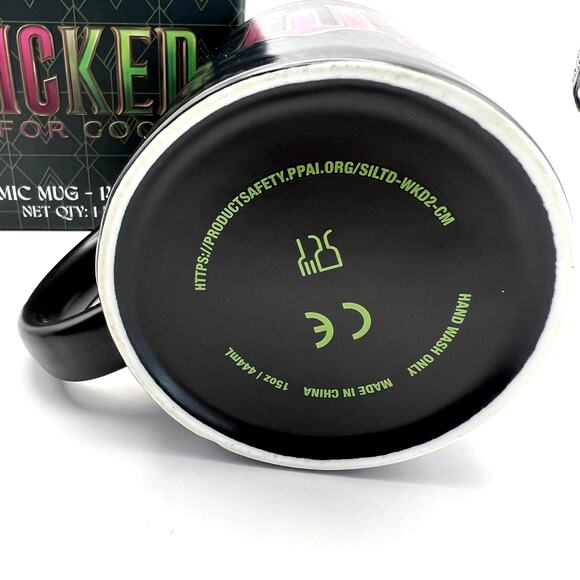 WICKED FOR GOOD Ceramic Mug 14 oz Keychain Bundle Universal Studios Promotional - Picture 7 of 9